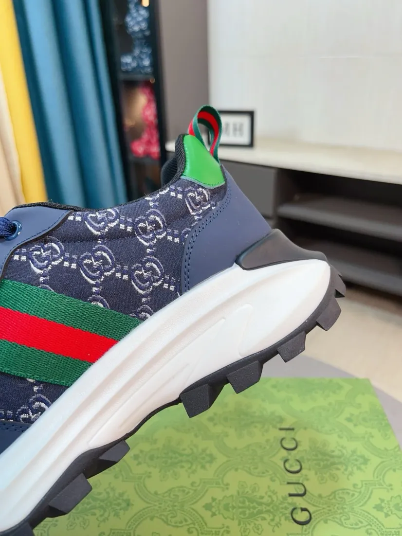 Men's shoes 💰458🌹🌹[GUCCI] Gucci's new lace-up casual men's shoes are on the market first, and the materials and workmanship are superior to all versions on the market. The highest quality shipped first-layer cowhide with imported original perforated materials➕Genuine leather lining, privately molded soft outsole, high foot comfort, imported special materials highlight the brand's unique charm, high-end customization 38-44